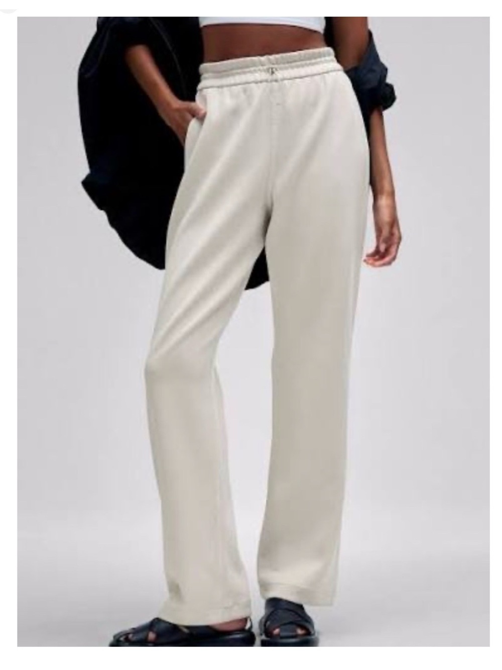 LuLulemon Softstreme High Rise Pant - Size 4